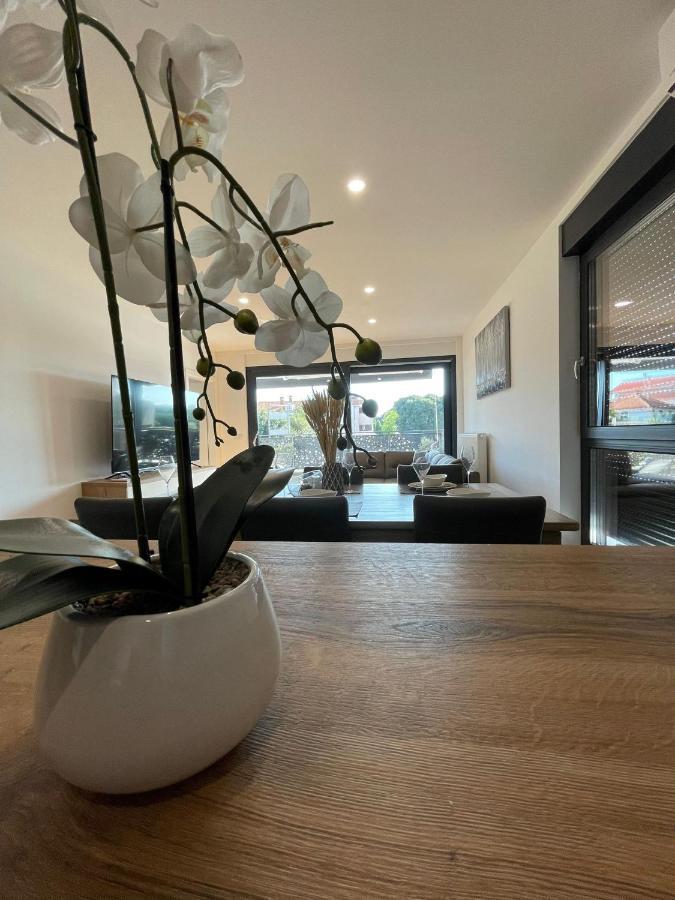 Allure Apartments 扎达尔 外观 照片